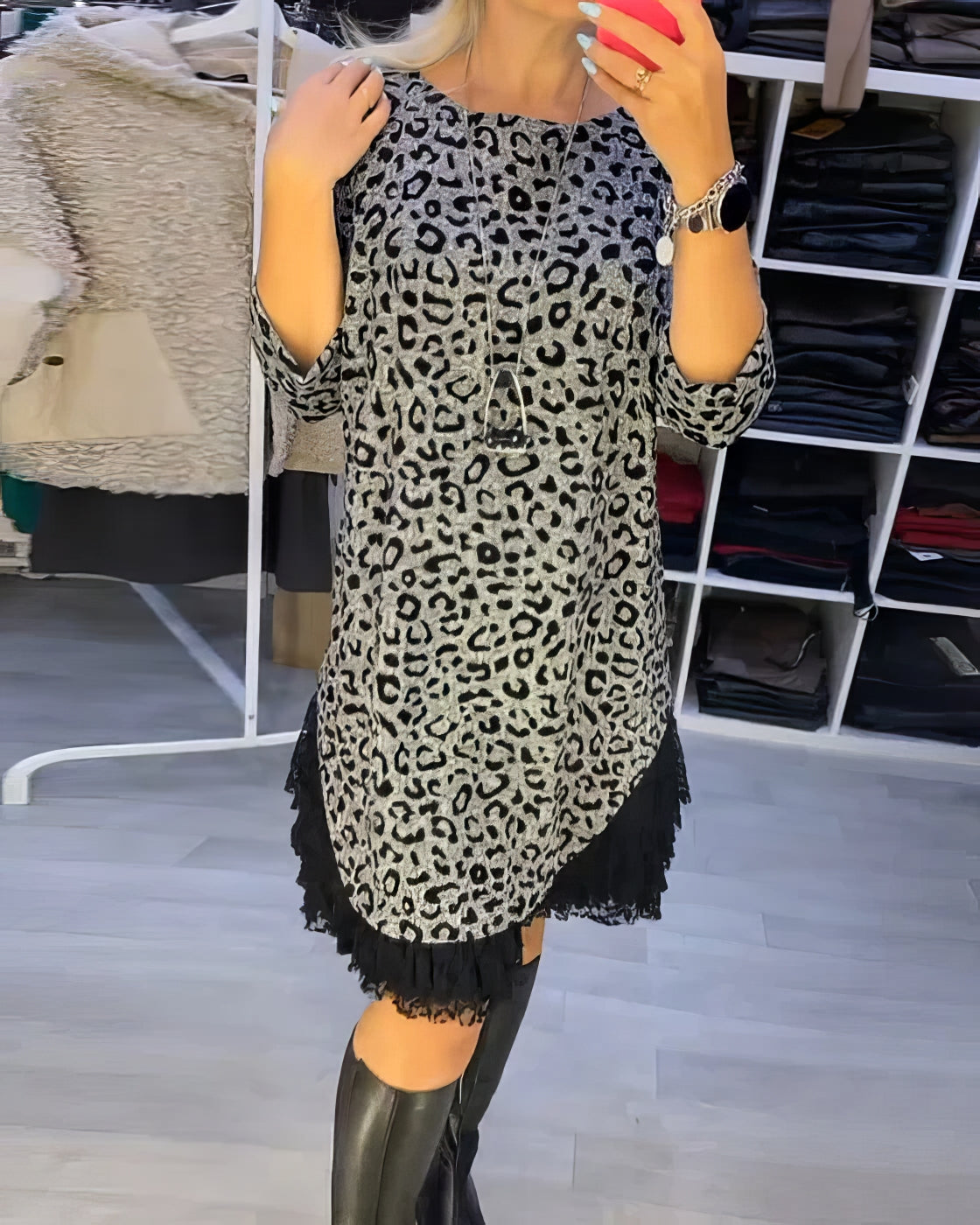 Vestido adelgazante con estampado de leopardo