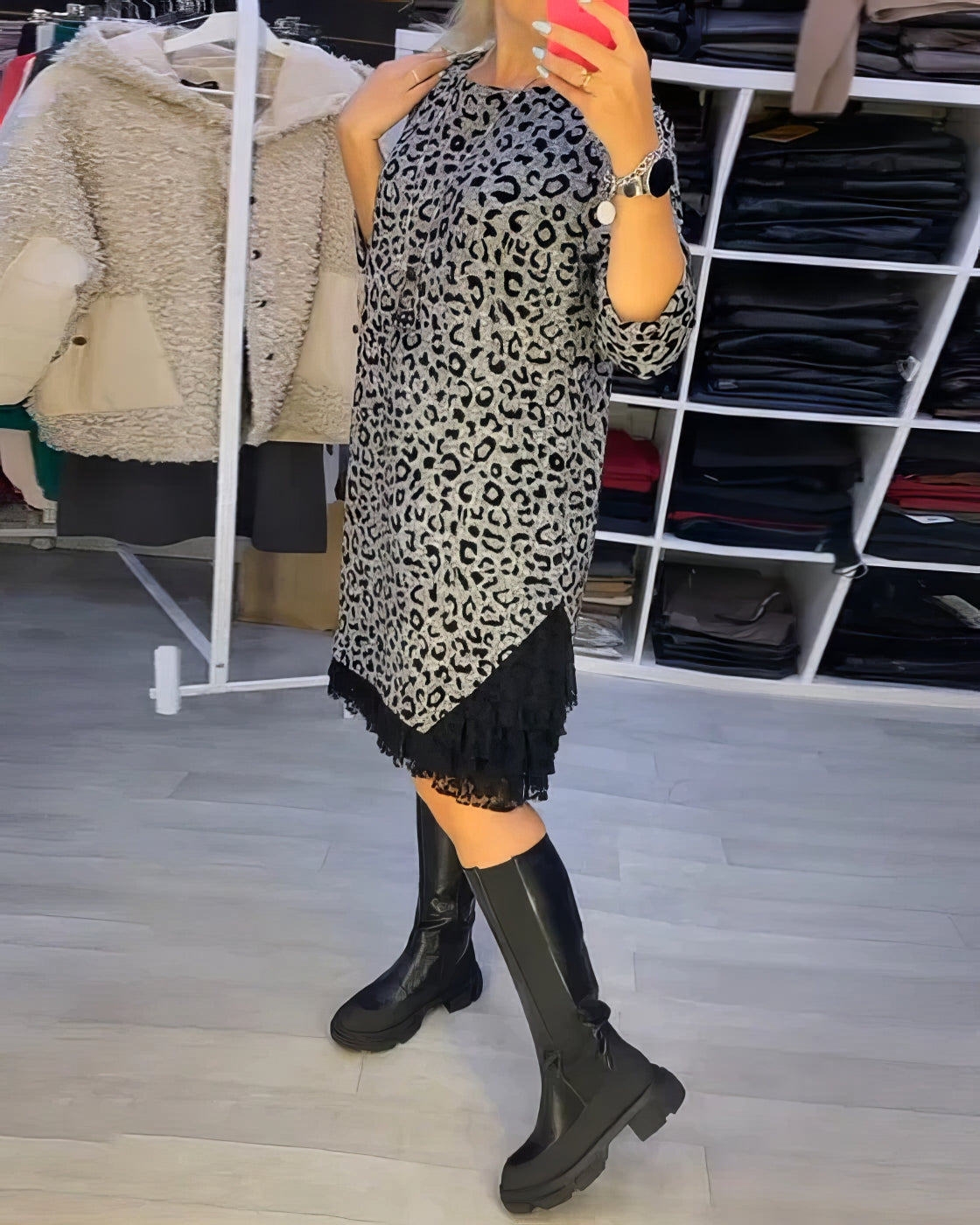 Vestido adelgazante con estampado de leopardo