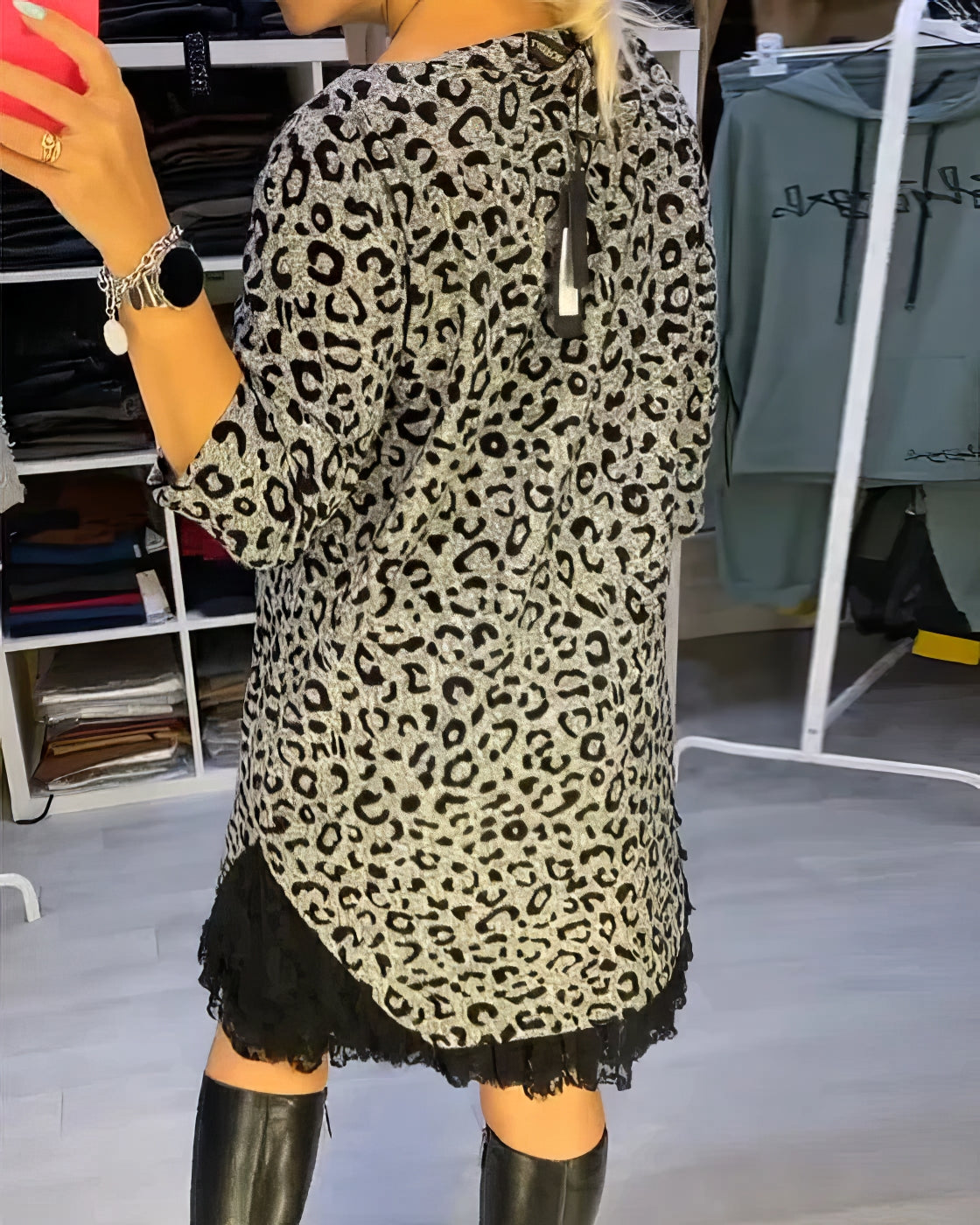 Vestido adelgazante con estampado de leopardo